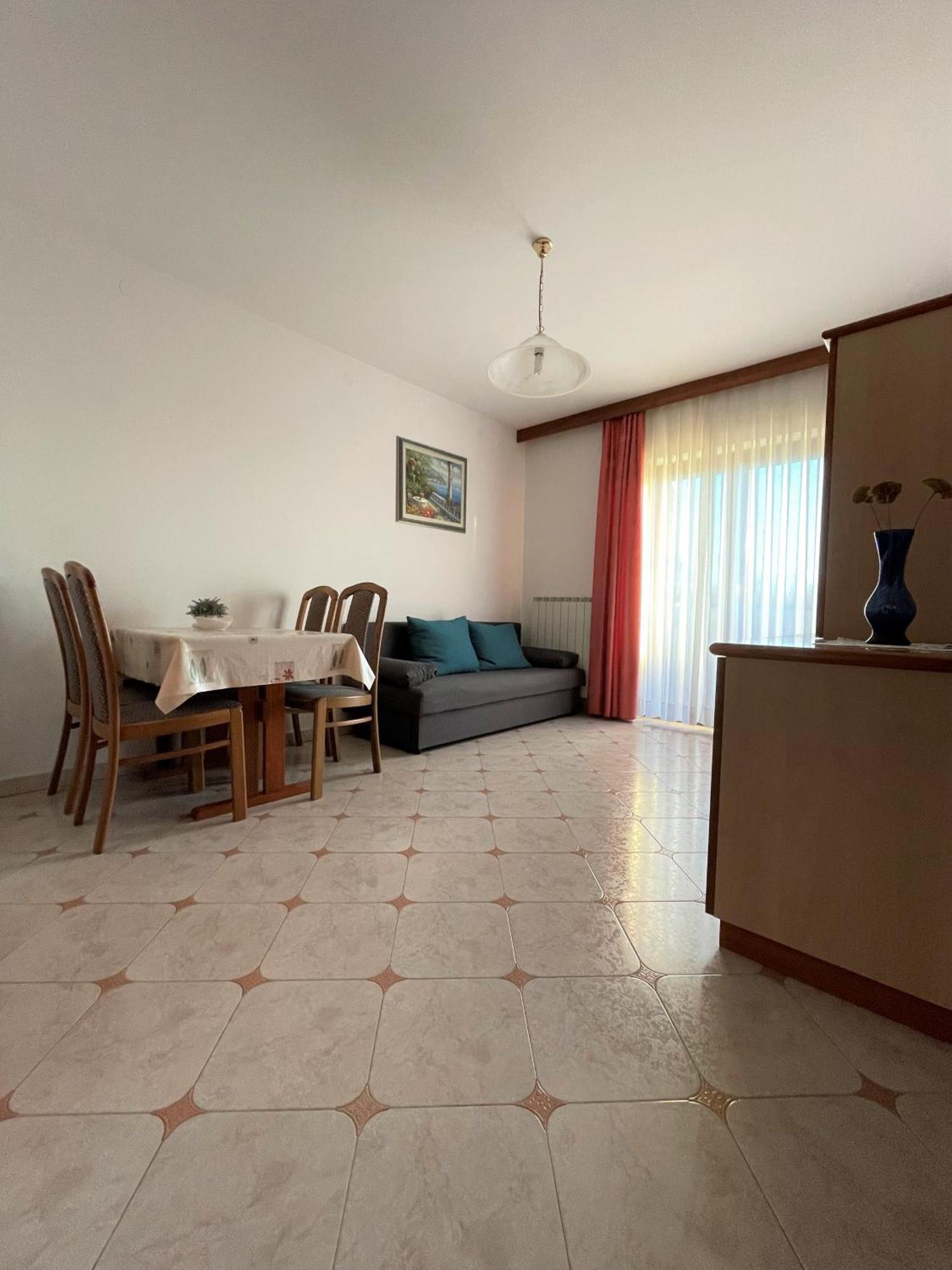 Apartments Villa Mirjam بوريتش المظهر الخارجي الصورة